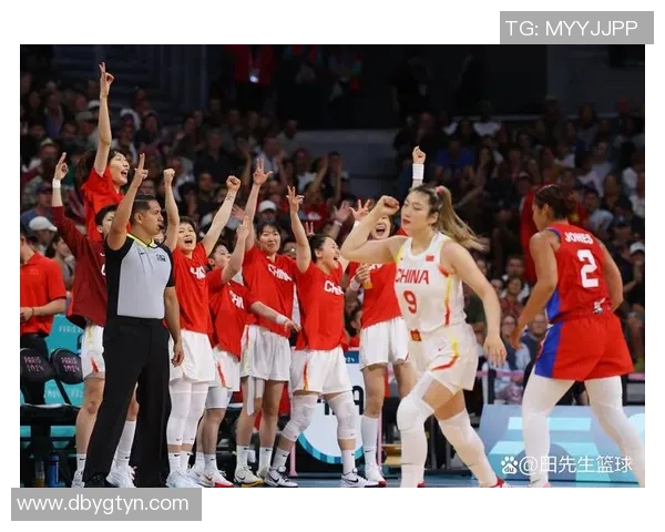 中国男篮迎战南菲队全力争胜展现团队实力与个人风采